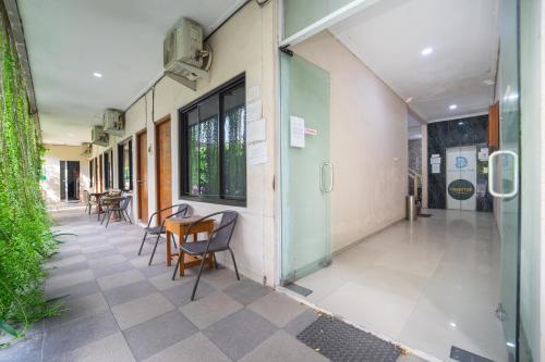 dominic inn semarang by arba