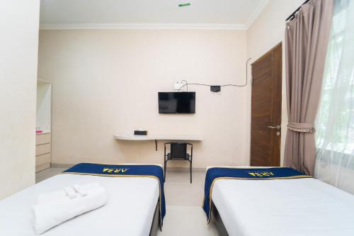 dominic inn semarang by arba