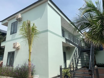 Salt & Wind Living Phan Rang Beachfront,,2 star