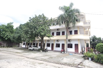 Hotel Danau Indah By Arba,,2 star