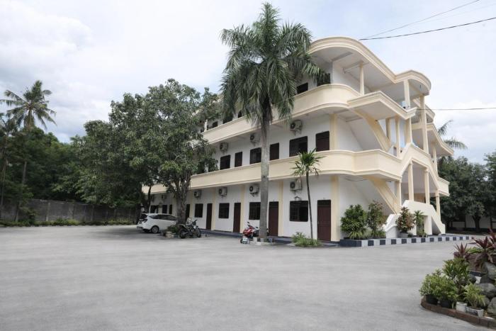 hotel danau indah by arba