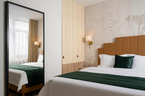hotel epica