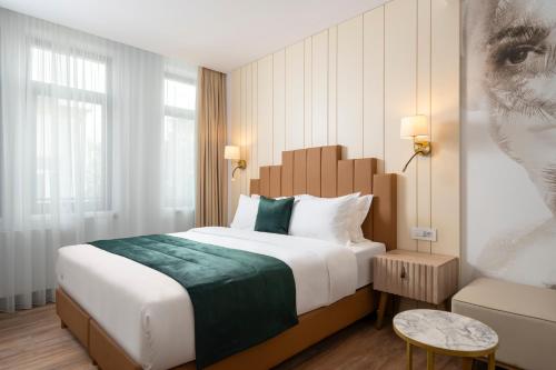 hotel epica