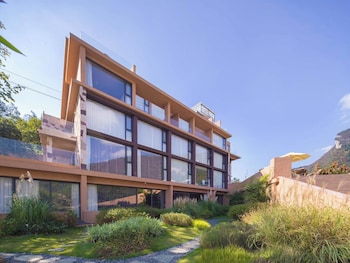 zhangjiajie shisuji hotel zhangjiajie national forest park avatar scenic area branch