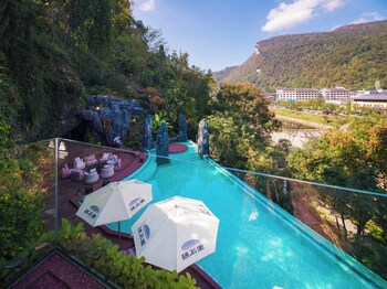 zhangjiajie shisuji hotel zhangjiajie national forest park avatar scenic area branch