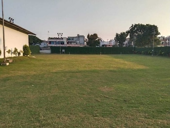 rv pool resort