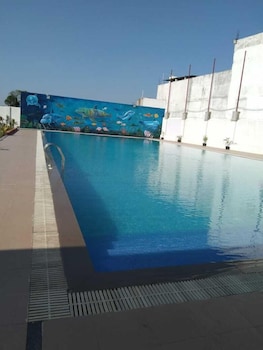 rv pool resort