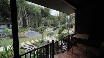 The Jungle Pots,,4 star