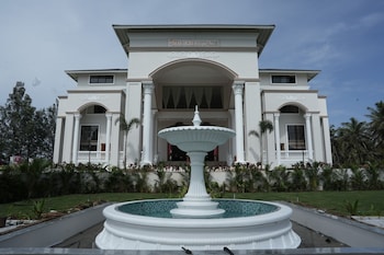 The Heritage Convention Hall And Rooms,,2 star