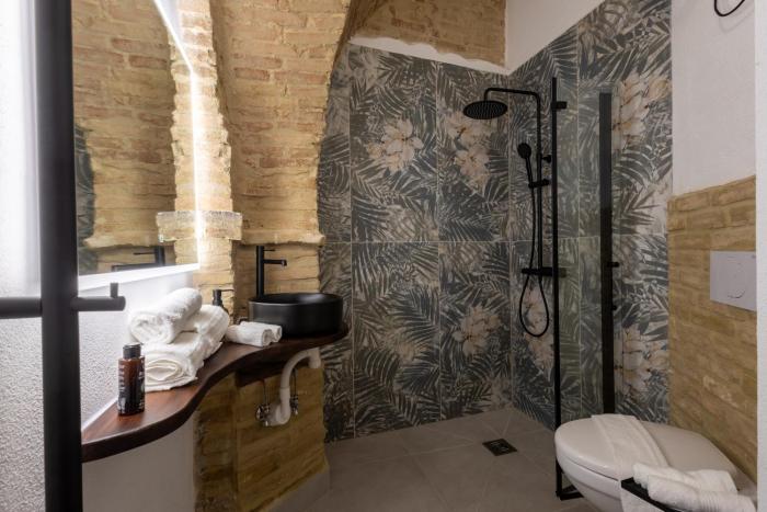 amber hotel italy