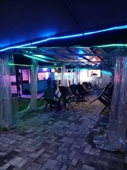 top nosh lounge and bar