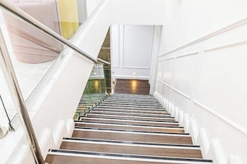 favour shortlet apartment