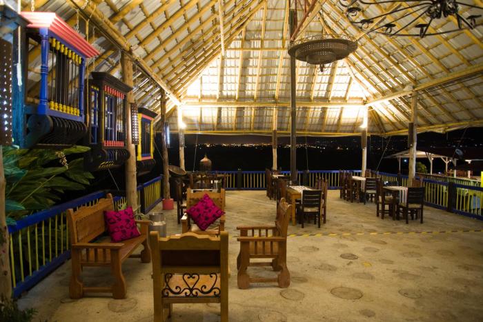 hotel san antonio del cerro