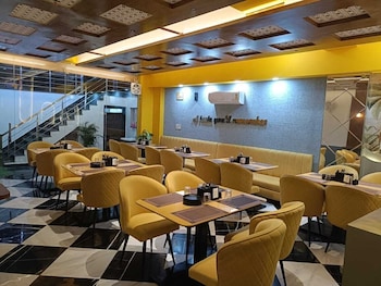 hotel akshay