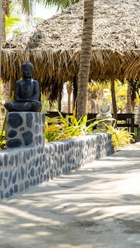 bali lodge mancora
