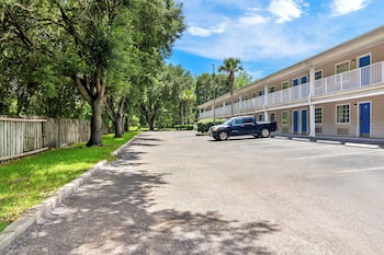homestay inn and suites