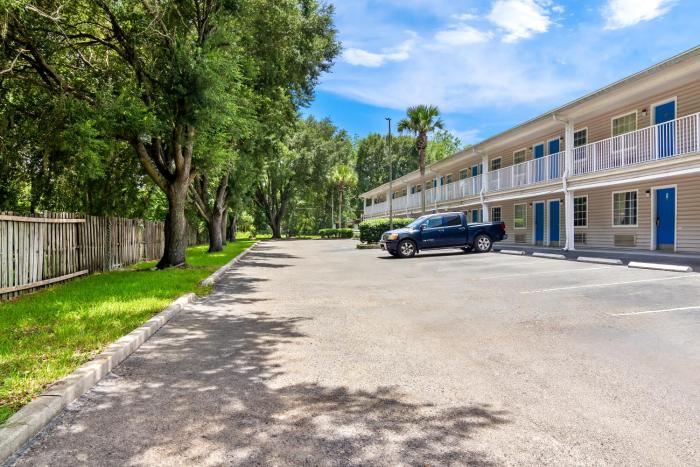 homestay inn and suites