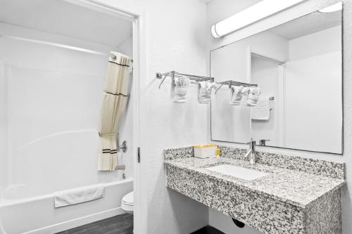 homestay inn and suites