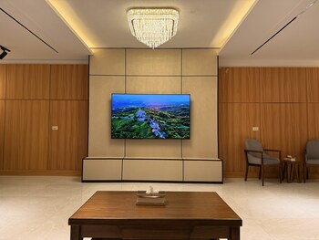 Riva Suites,,3 star