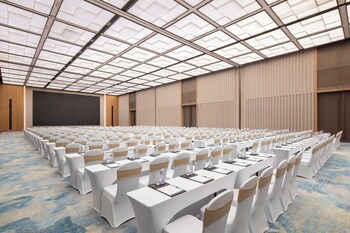 hualuxe xianyang by ihg