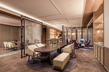 hualuxe xianyang by ihg