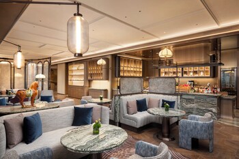 hualuxe xianyang by ihg
