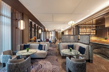 hualuxe xianyang by ihg