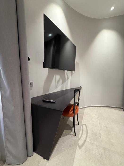leopoldo suites