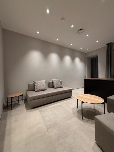 leopoldo suites
