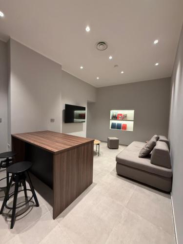 leopoldo suites