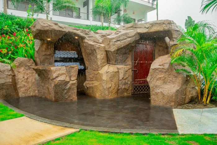 hotel sanctuarium adults only