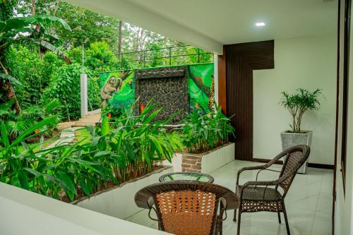 hotel sanctuarium adults only