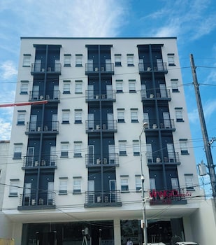 Mango Suites Angeles,,2 star