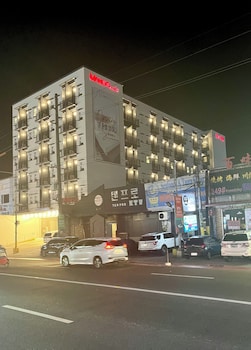 Mango Suites Angeles,,2 star