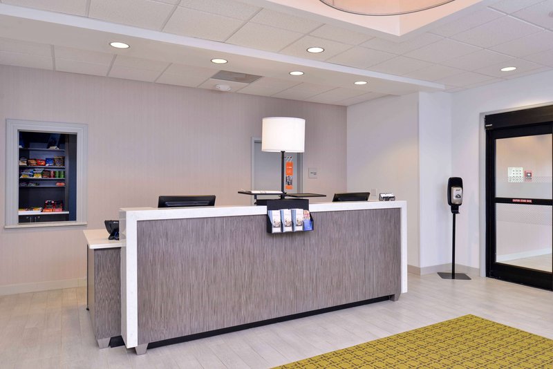 hampton inn and suites shelby