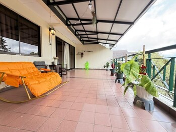 copthorne hilltop resort