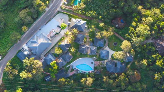 eeleem resorts and spa