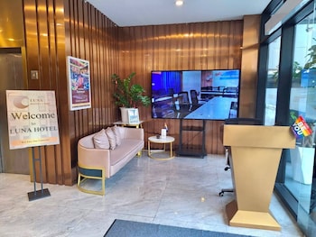 Luna Hotel,,2 star