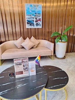 Luna Hotel,,2 star