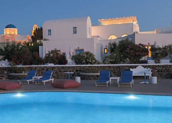 white pearl laokasti suites