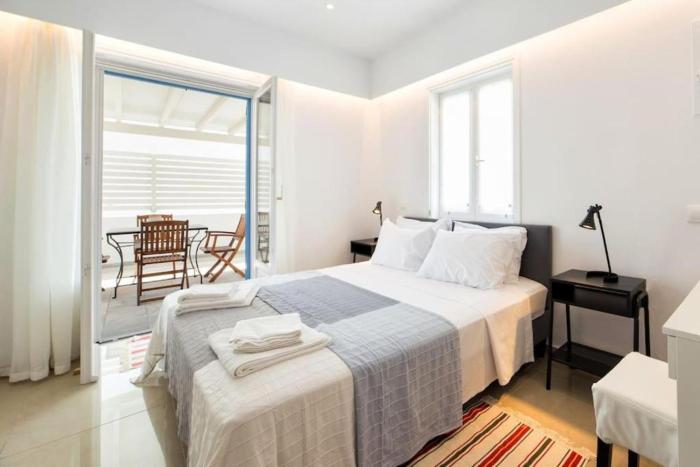 naousa center living