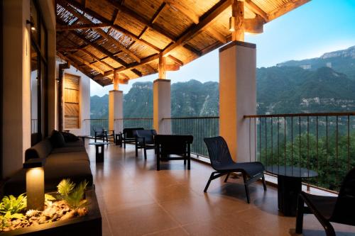 chongqing jinfo cloudhaus boutique hotel