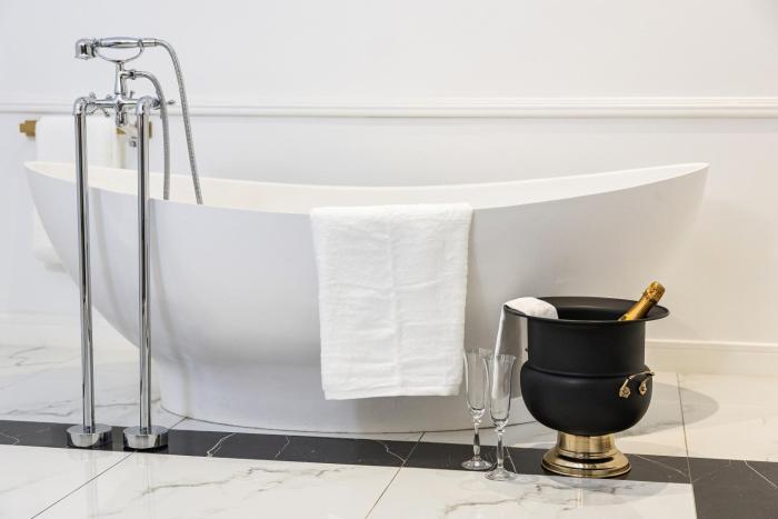 le manoir boutique estate