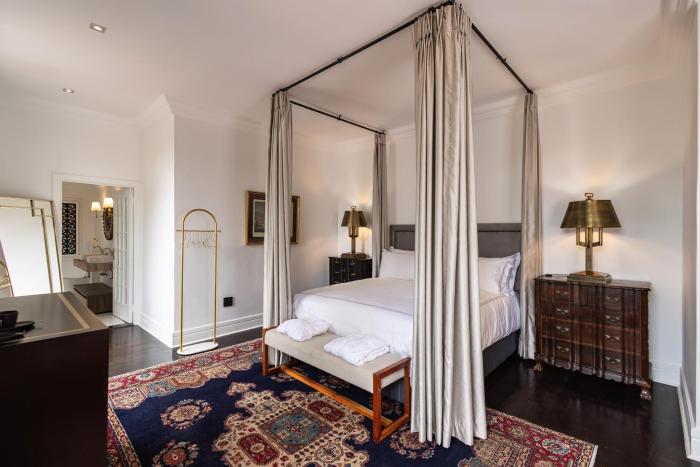 le manoir boutique estate