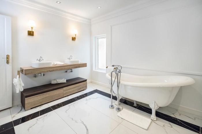 le manoir boutique estate