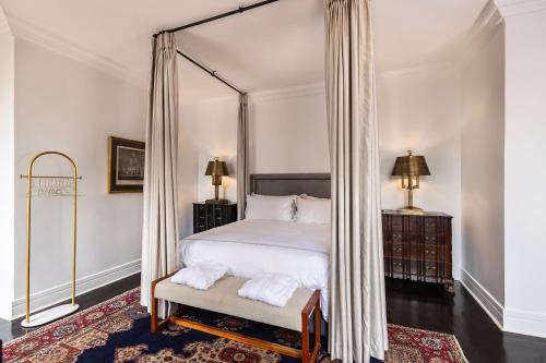 le manoir boutique estate