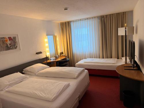 roomie hotel