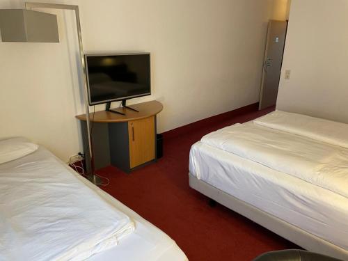 roomie hotel