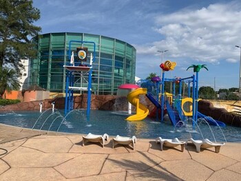 hotel canoeiros by easy hoteis