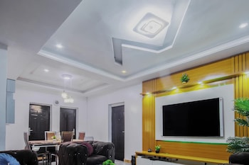 adunola serviced apartment